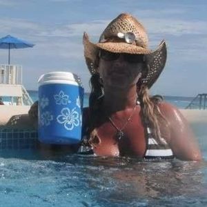 Meet your Posher, Judith